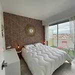 Bright Nest - Open View - Residential Area