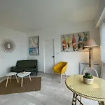 Bright Nest - Open View - Residential Area