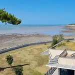 Hotel Les Brises