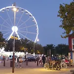 Nuits au Port - vieux port - voilier Super Castor