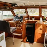 Yacht Historique Vieux Port La Rochelle