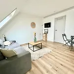 Appartement Vue Mer - A 50M De La Plage Des Minimes - Grand Jardin - Parking Gratuit