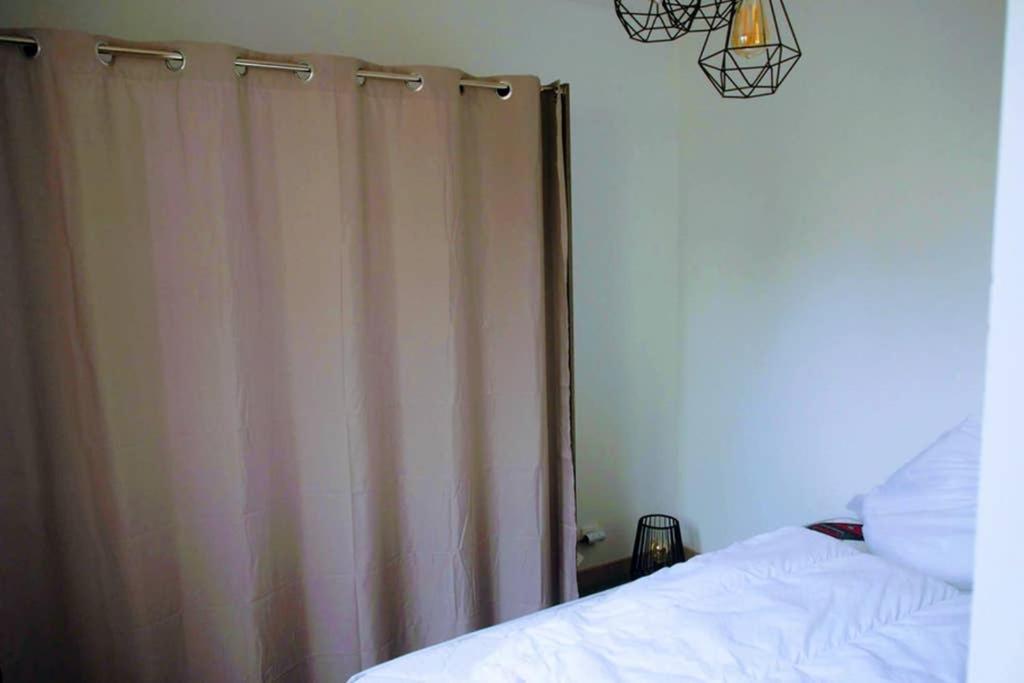 Logement Moderne Proche Gare,terasse+parking &wifi