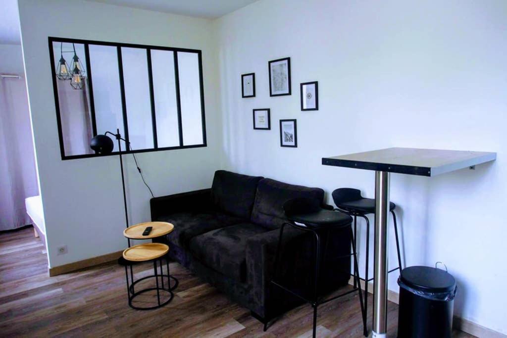 Logement Moderne Proche Gare,terasse+parking &wifi La Rochelle (Charente-Maritime)