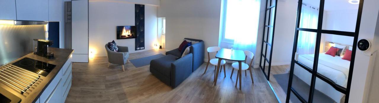 Les Rochelais Apartment *