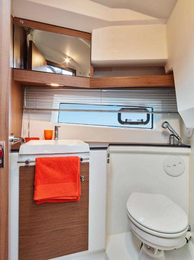 Life & Boat La Rochelle (Charente-Maritime)