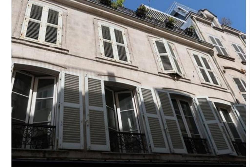 Rue Du Port *