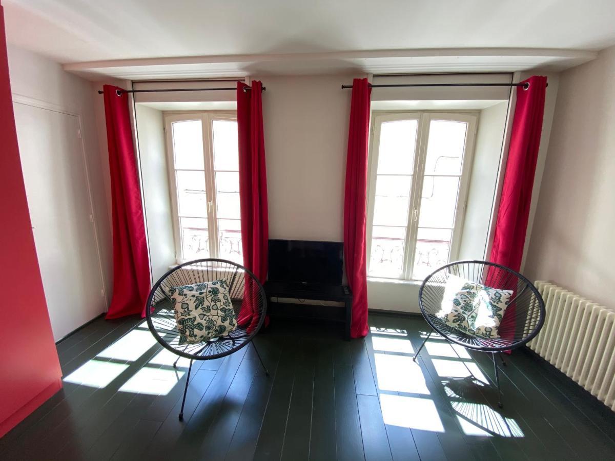 Apartment Rue Du Port La Rochelle (Charente-Maritime)