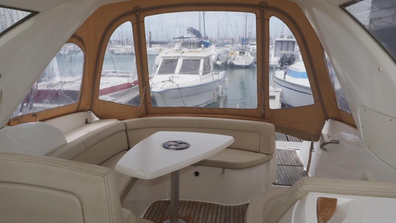 Life & Boat Botel La Rochelle (Charente-Maritime)