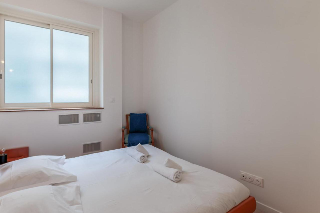 Apartment 3 Stars Flat In La Rochelle - Welkeys *