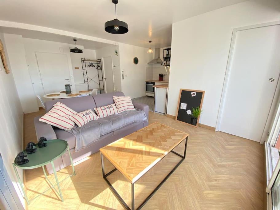 Plein Charme Aux Minimes Terrasse Calme + Parking Apartment La Rochelle (Charente-Maritime)