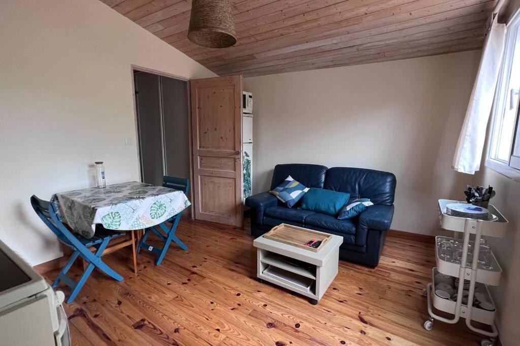 T2 Avec Terrasse Privee Apartment La Rochelle (Charente-Maritime)