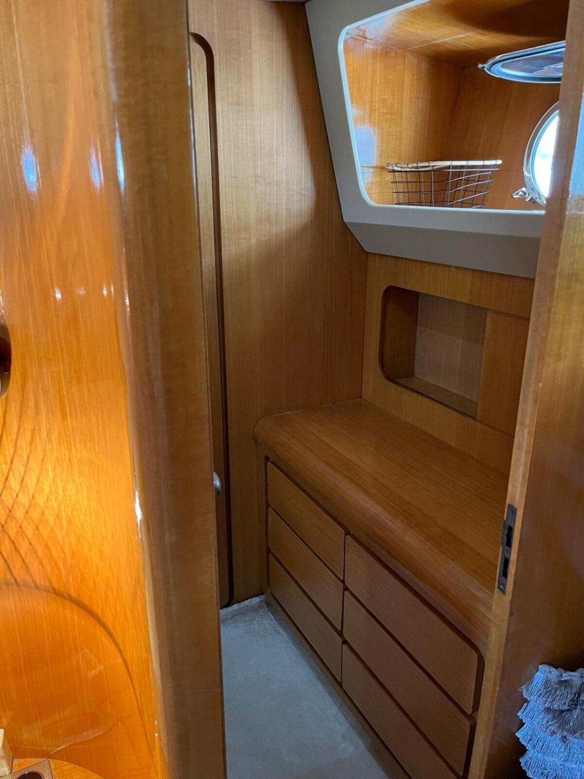 Bateau-hôtel Yacht Aquamarina Vieux Port La Rochelle La Rochelle (Charente-Maritime)