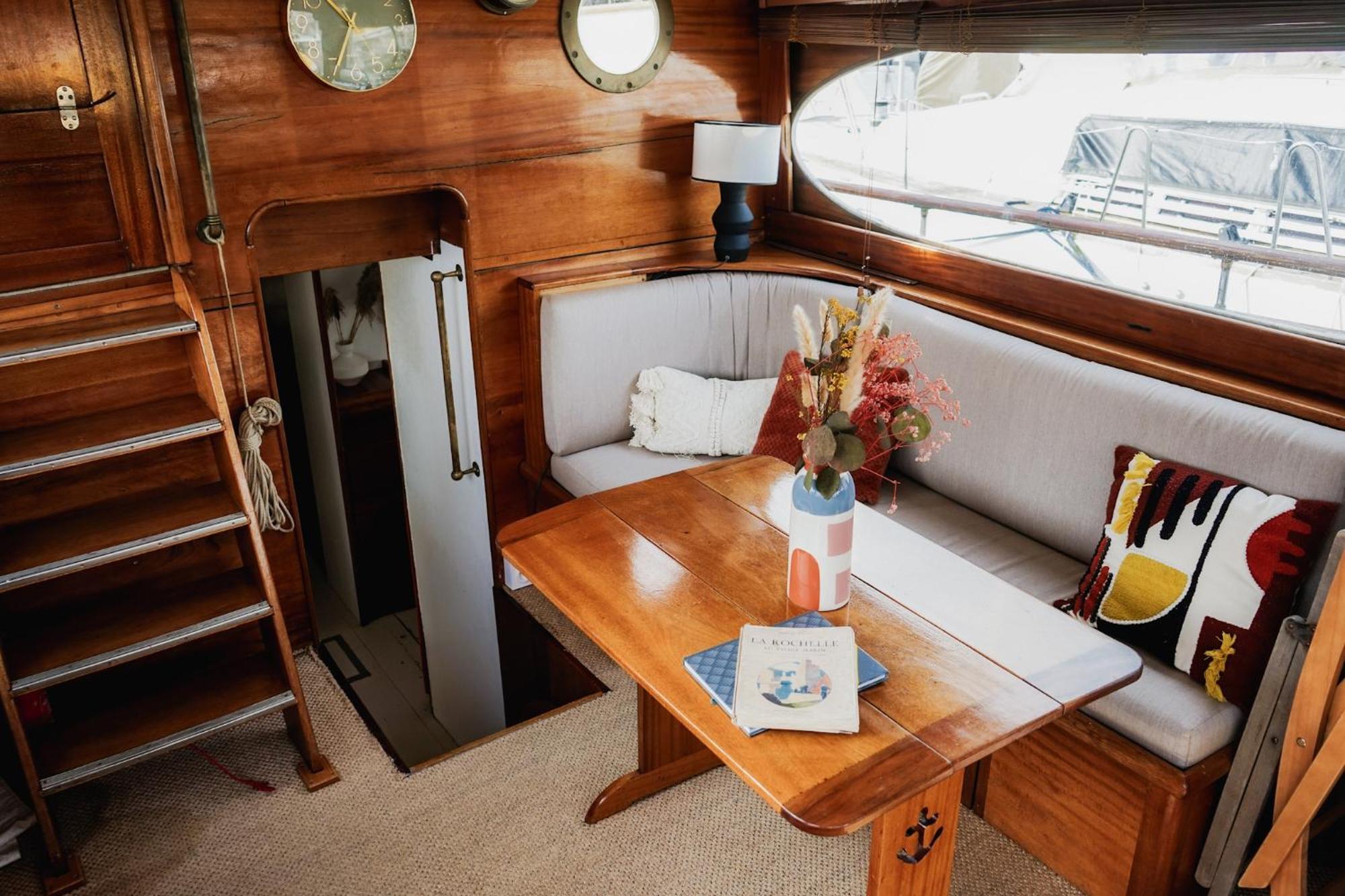 Botel Yacht Historique Vieux Port La Rochelle