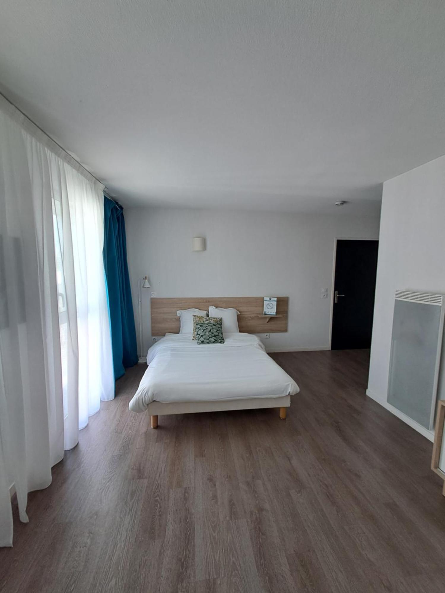 Uxco H2o Aparthotel *