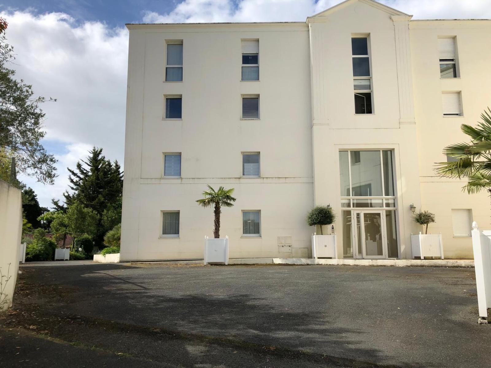 Type 2 Rue Alsace Lorraine 10mn La Rochelle (Charente-Maritime)