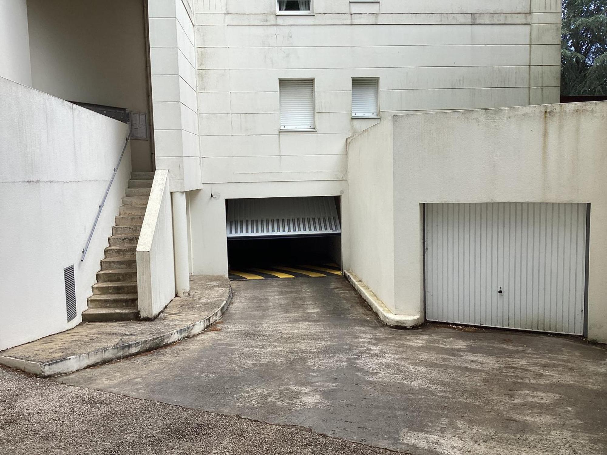 Type 2 Rue Alsace Lorraine 10mn * La Rochelle (Charente-Maritime)
