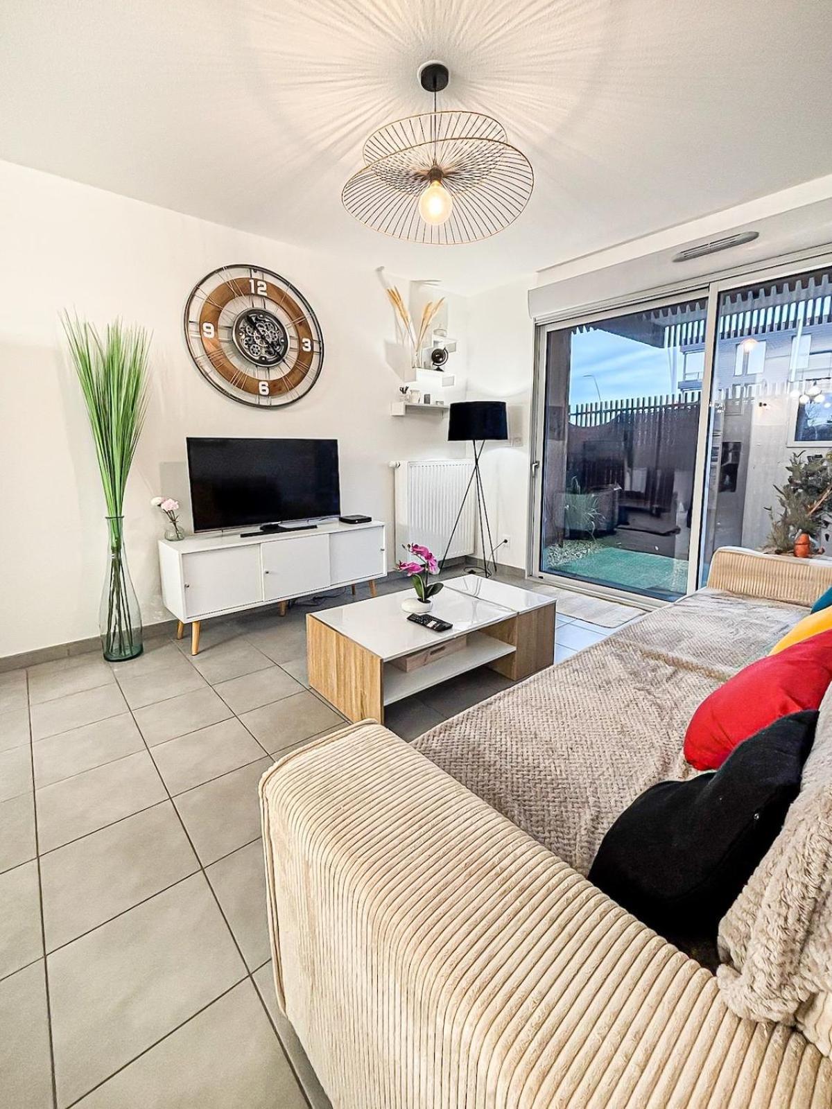 Apartment Le Saint Eloi La Rochelle (Charente-Maritime)