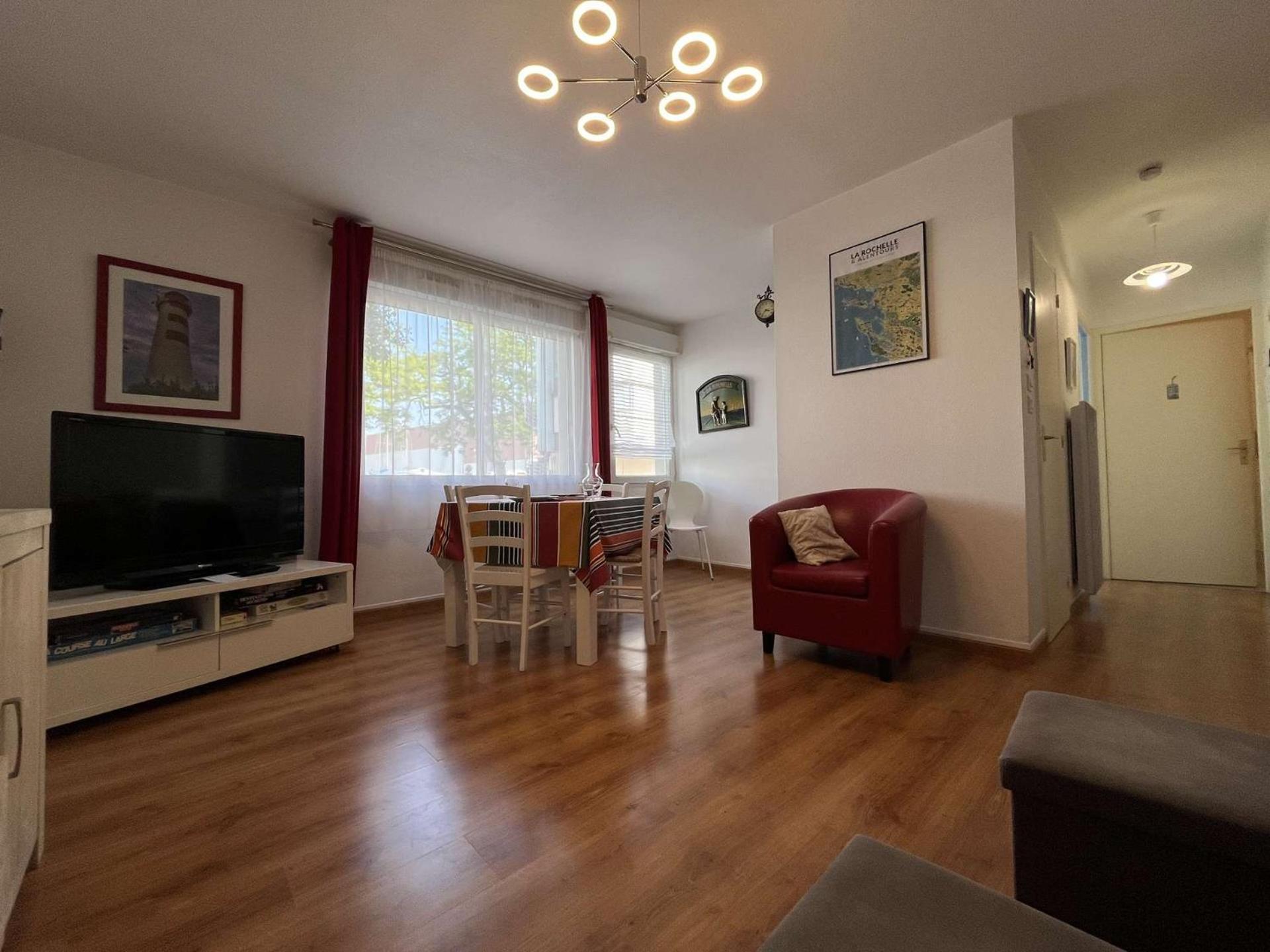 T2 - Lr640-041 Apartment