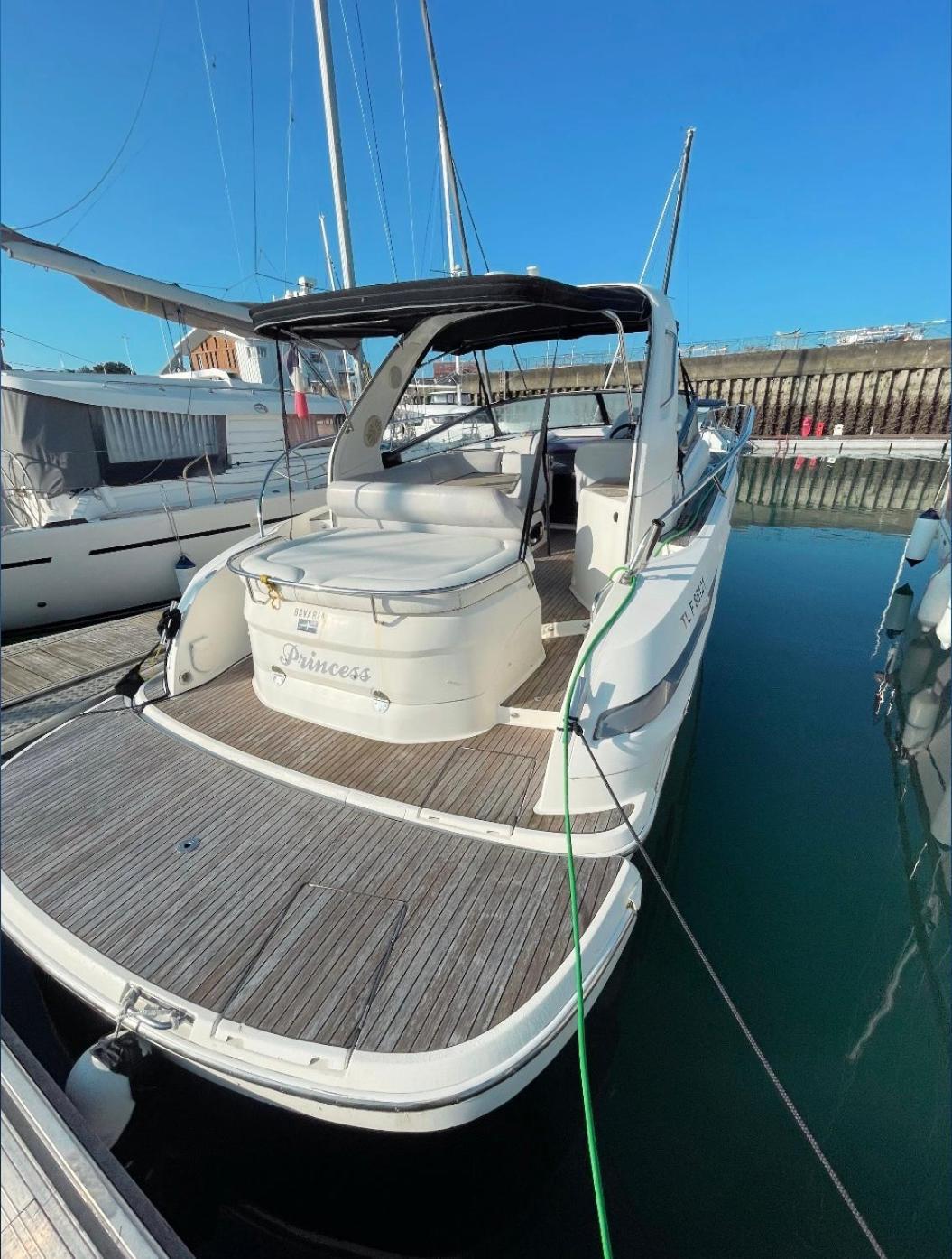 Experience A Bord A Sur Un Bavaria 31 Sport Botel