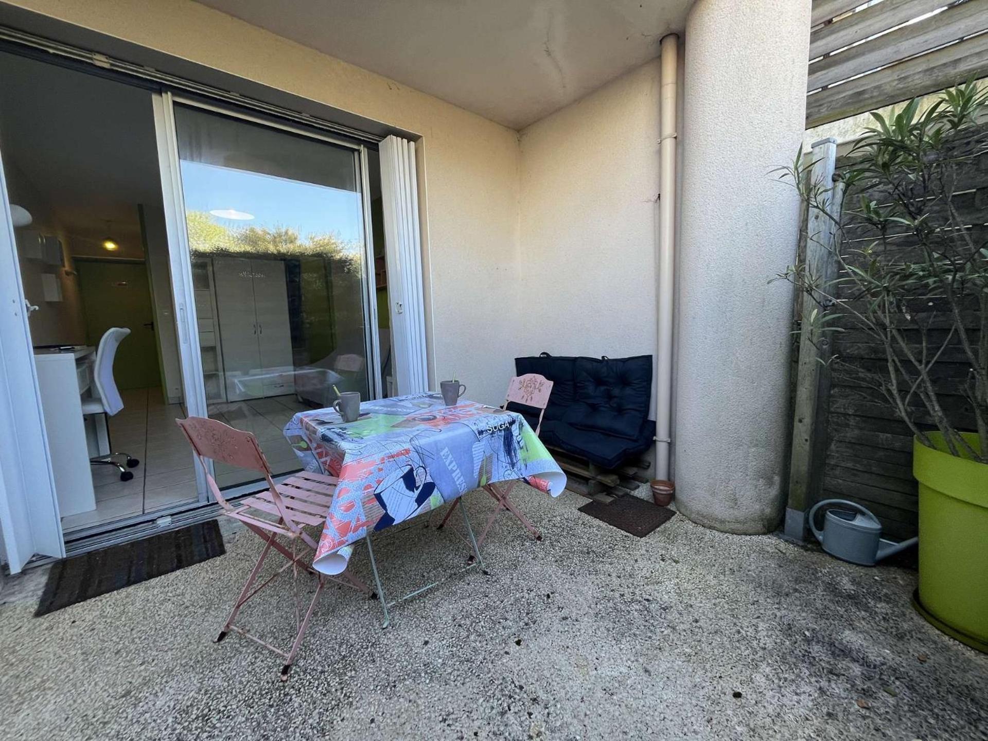 - Lr930-001 Appartement La Rochelle (Charente-Maritime)