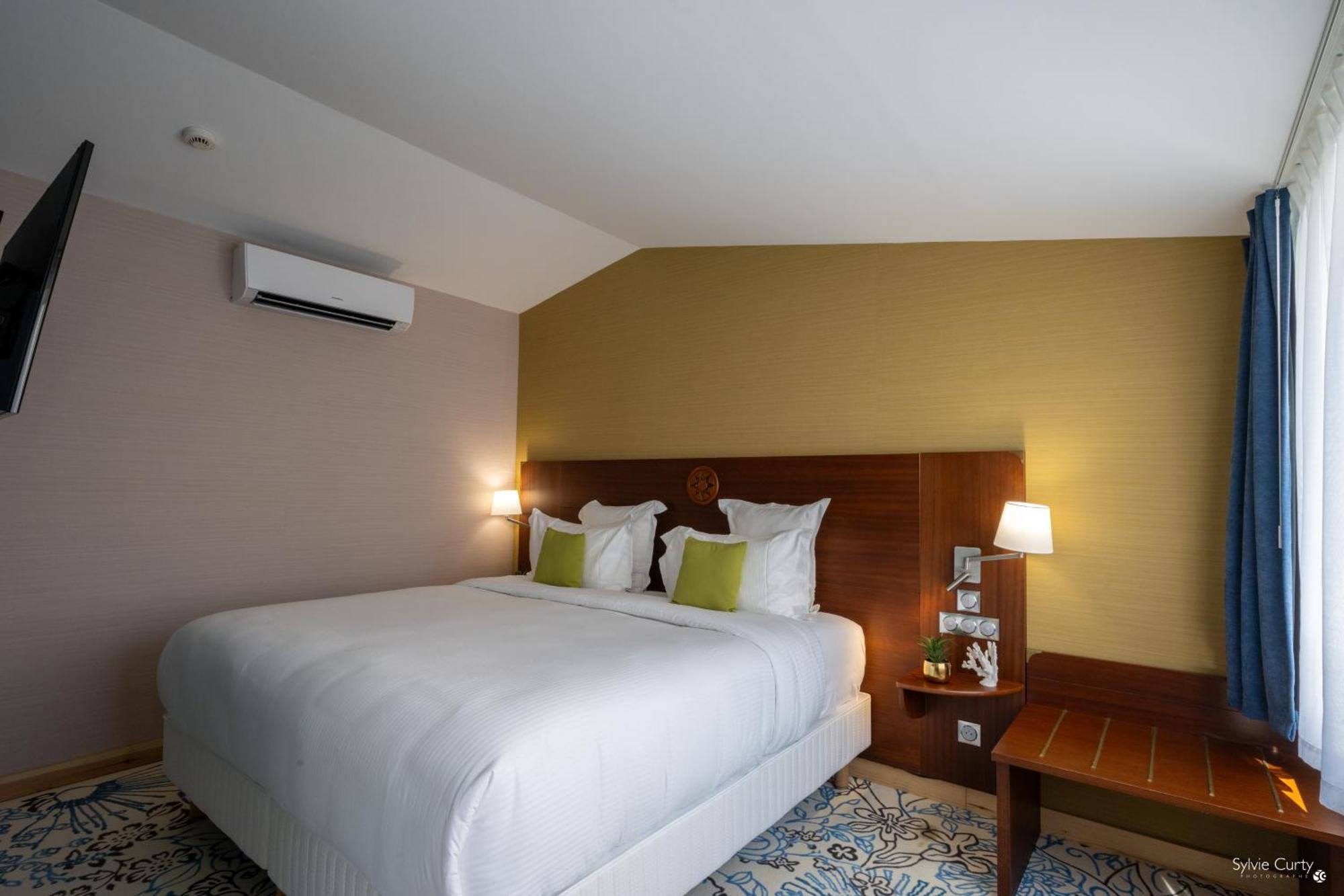 Le Yachtman Hotel 4*