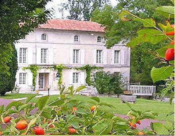 Logis Le Moulin De Cierzac Hotel 2*