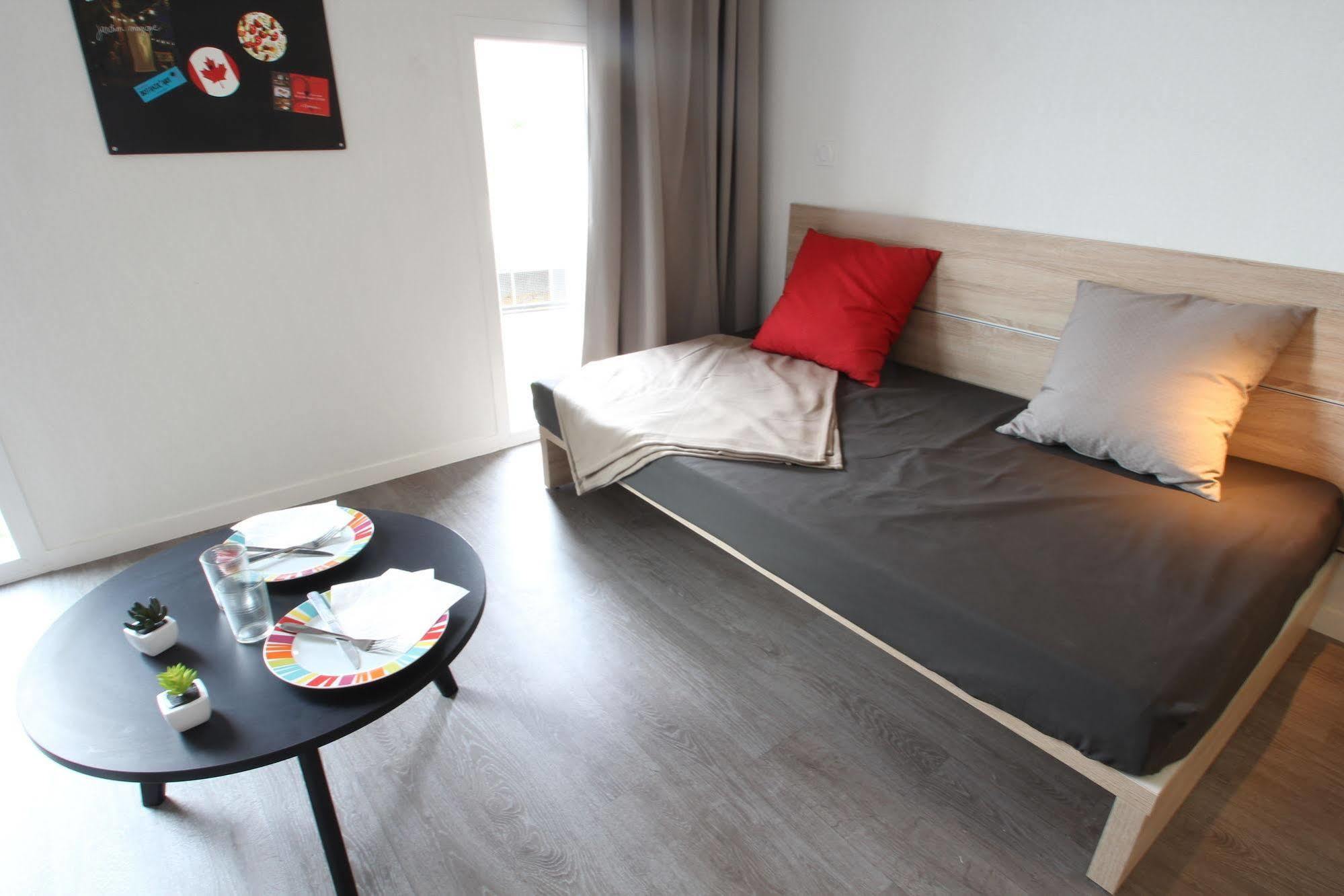 Uxco H2o Aparthotel La Rochelle (Charente-Maritime)