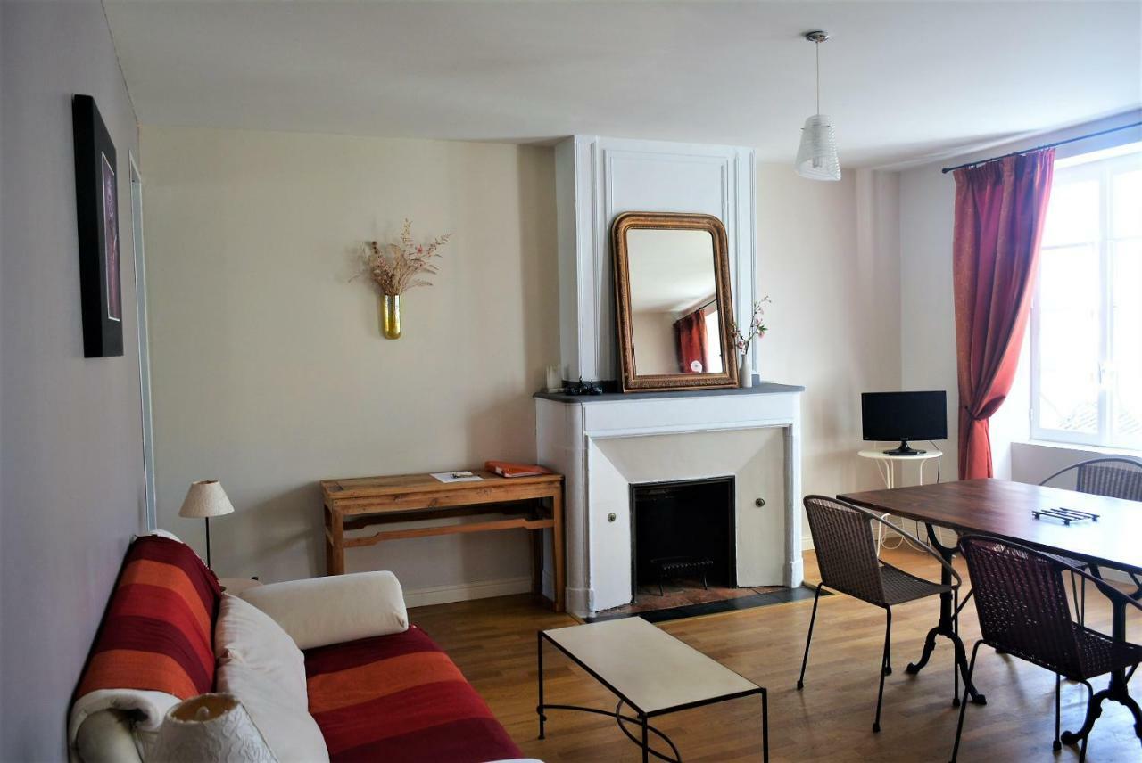 Petite Roche Centre-ville La Rochelle Apartment *