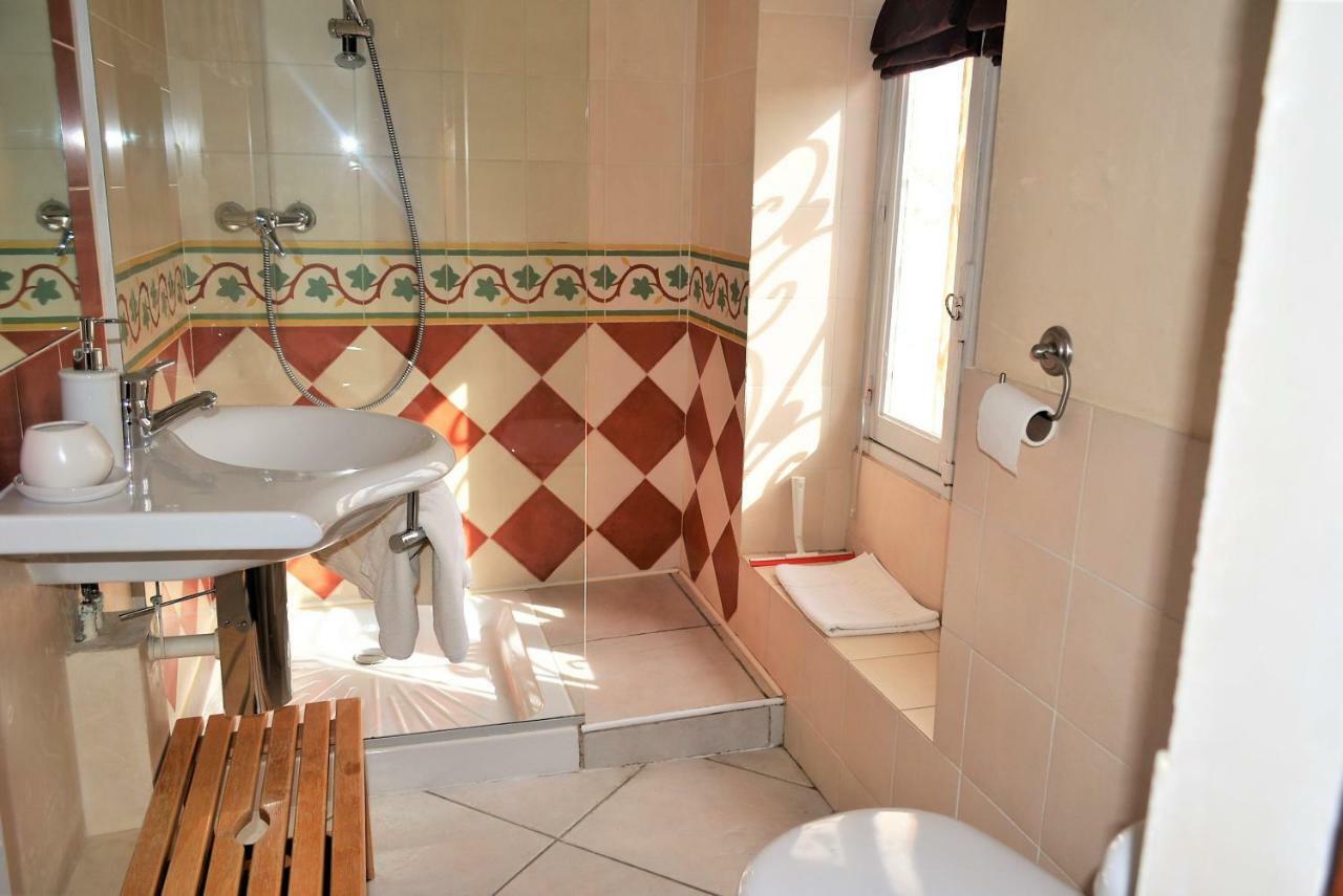 Petite Roche Centre-ville La Rochelle Apartment *