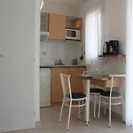 Appartement La Rochelle, 2 Pieces, 4 Personnes - Fr-1-246-294