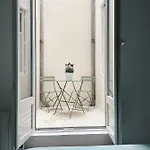 Le Patio De La Rochelle