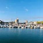 Nuit insolite sur un voilier au cœur de La Rochelle