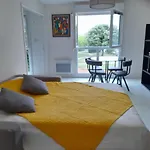 Studio entièrement rénové 7 Rue du Stade Résidence L\'Orée de la Genette
