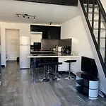 Appartement En Duplex Au Calme Sur La Rochelle
