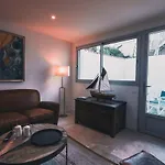 Appartement Avec Cour Privee Centre Ville Classe 4 Etoiles Remparts 1