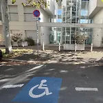 Au Coeur Du Centre Ville De La Rochelle Au Calme Avec Stationnement Gratuit