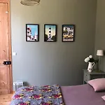 Maison M, Chambre Privee Acces Jardin Piscine Et Jacuzzi Pres De La Rochelle