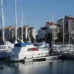 Studio Avec Piscine A La Rochelle, Proche Du Port - Fr-1-551-29