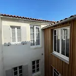 Grand Appartement Ancien En Centre Ville