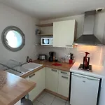 La Rochelle Sur L\'Eau - Studio