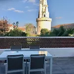 Vue Superbe Sur Tour De La Lanterne T2 Avec Terrasse Remparts 2