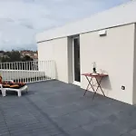Grand Duplex Lumineux/Terrasse+Parking-La Rochelle