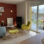 Grand Duplex Lumineux/Terrasse+Parking-La Rochelle