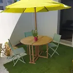 Guest House Entre Ville Et Ocean