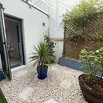 Studio Au Coeur De La Rochelle, Proche Vieux Port, Jardin, Wifi, 2 Pers, Menage Inclus - Fr-1-246-662