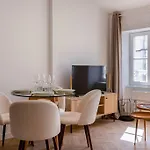 La Suite D\'Orbigny En Hyper Centre