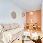 Superbe Appartement En Rdc Proche Marche Central