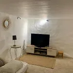 Les Marionnettes, Maison De Ville 80M2 Avec Terrasse