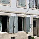 Les Marionnettes, Maison De Ville 80M2 Avec Terrasse